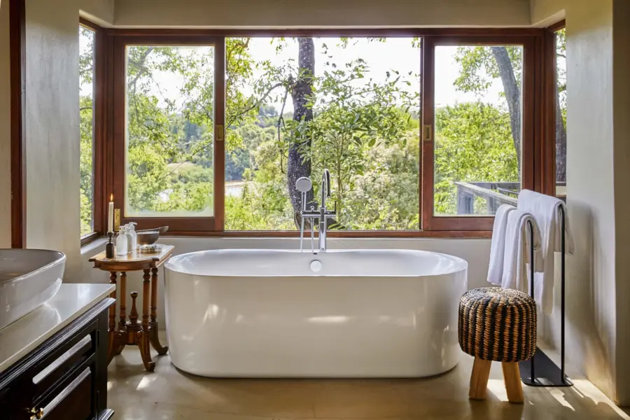 Avila Travel Mauritius Lion Sands Tinga Lodge Suite bath