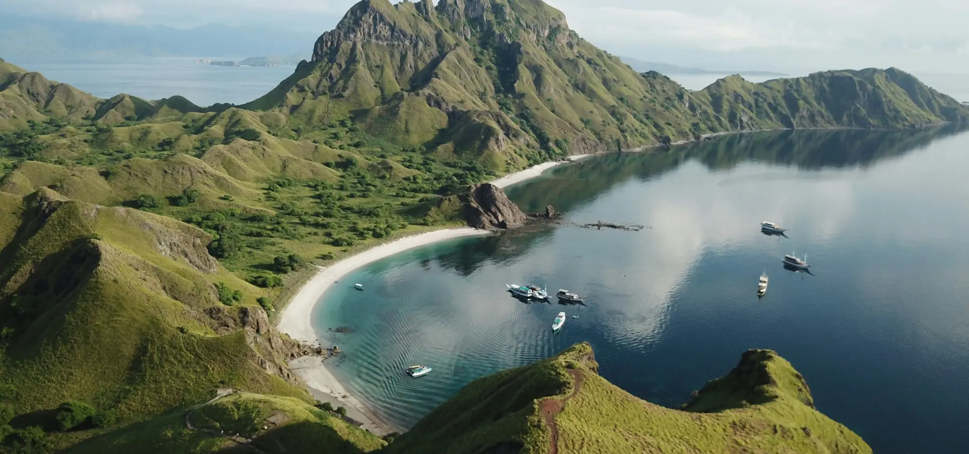Avila Travel Indonesia Komodo National Park