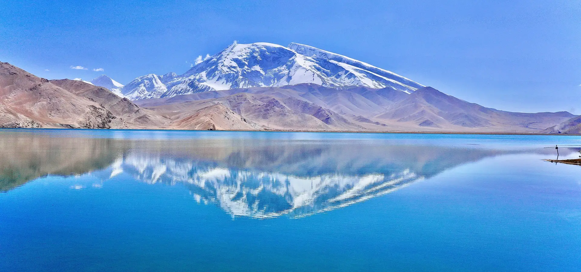 Avila Travel China Kashgar Muztagh Ata Pure Lake