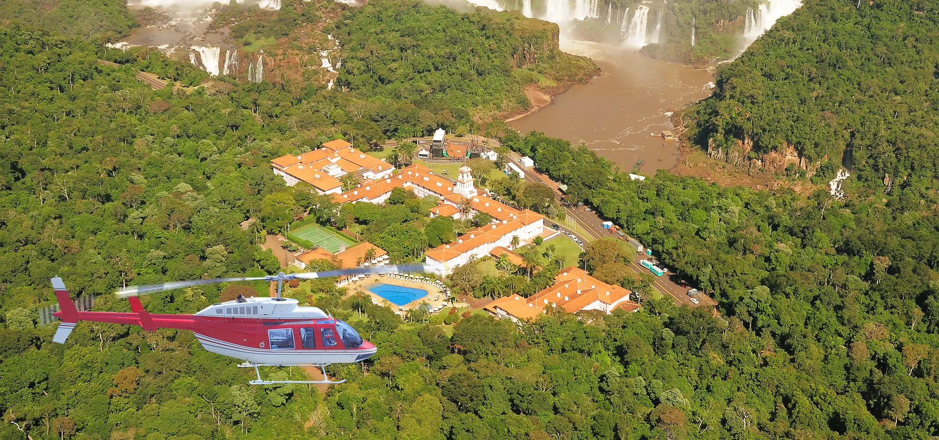 Avila travel border iguazu