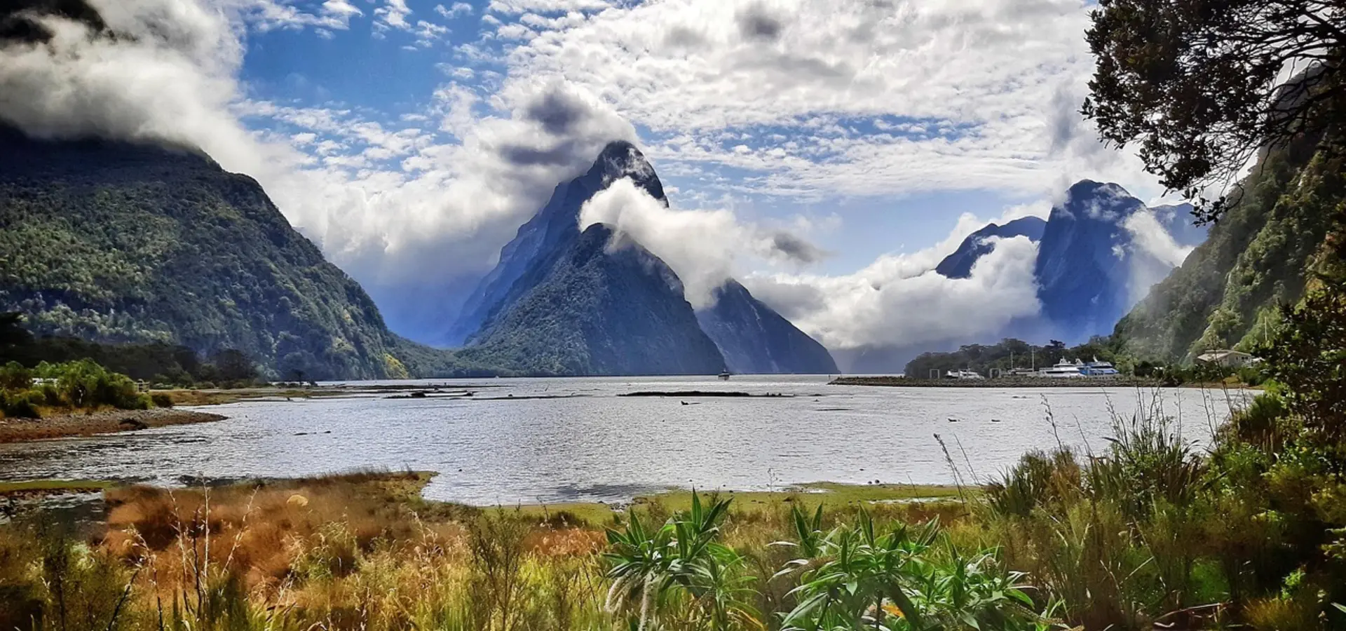 Avila Travel New Zealand Milford Sound