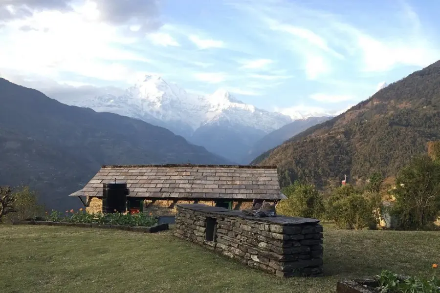 Gurung lodge