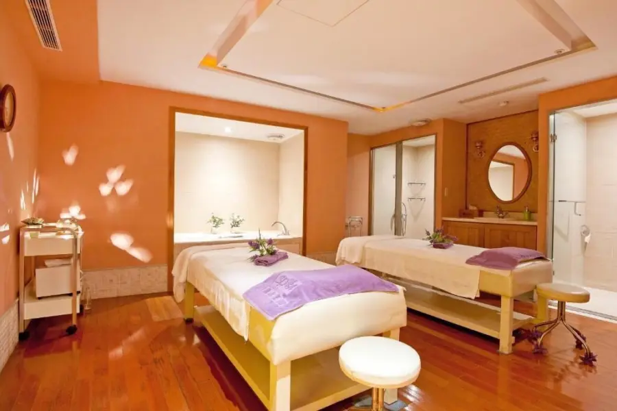 Royal Chippen Spa