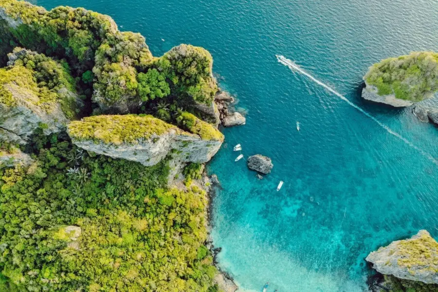 Avila travel thailand krabi bay from above