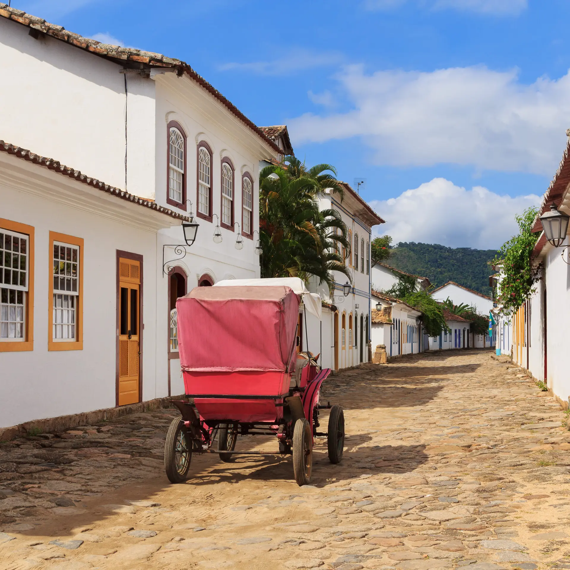 Colonial street