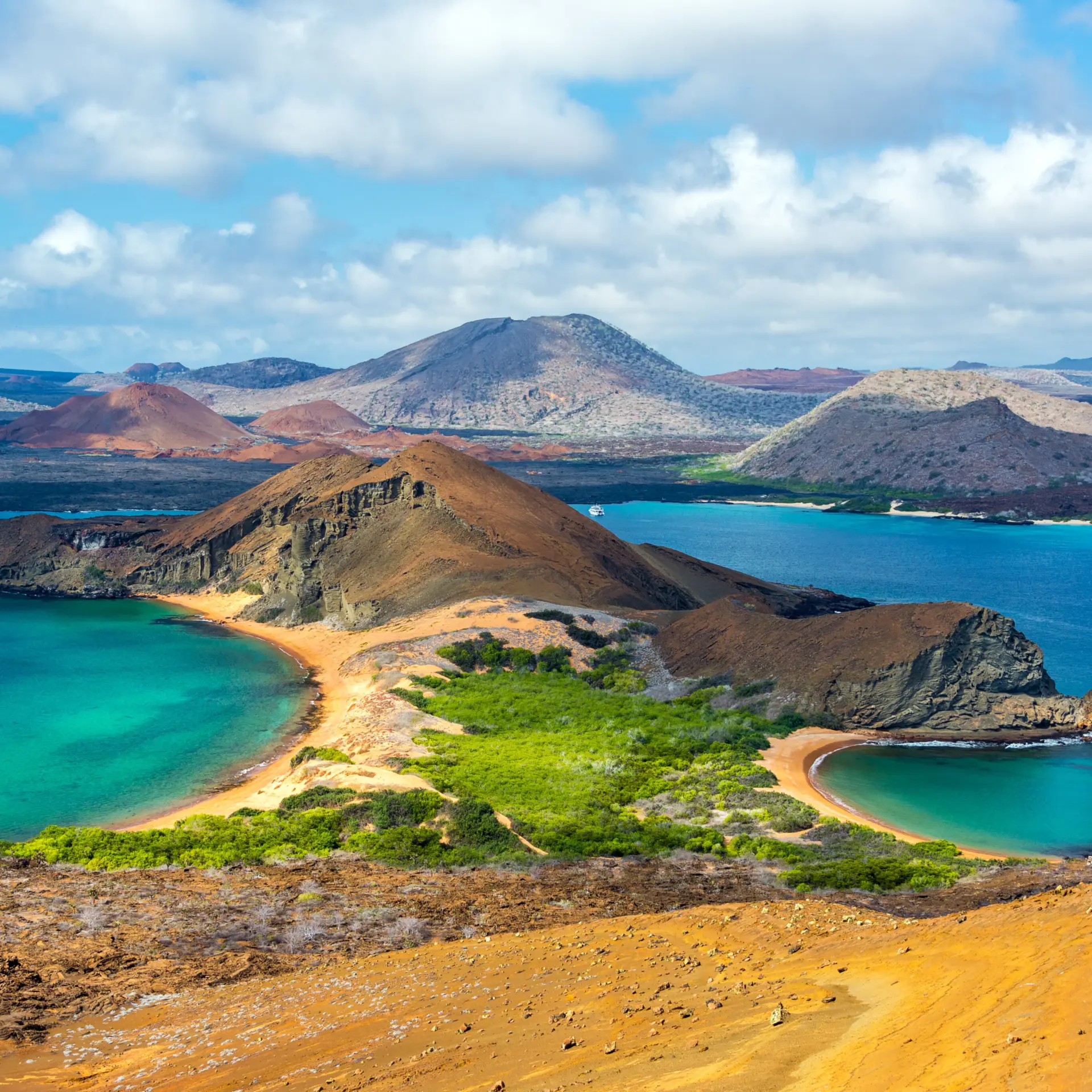 Beaches on bartolame island1