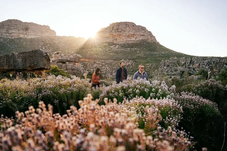 Simbavat cederberg ridge walking couple 3021 975 1