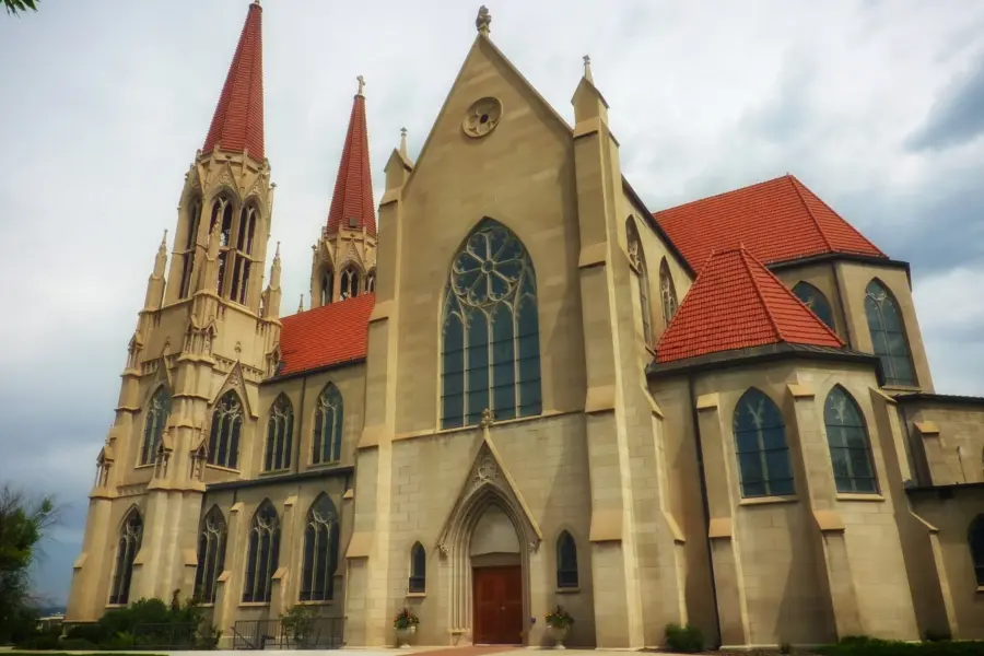 12019 cathedral of saint helena 321209
