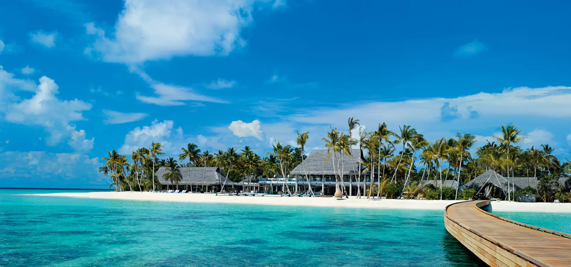 01 velaa private island